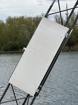 Climbing protection for mast