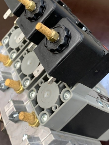 Magnetschalter für Wegemagnetventil 24VDC