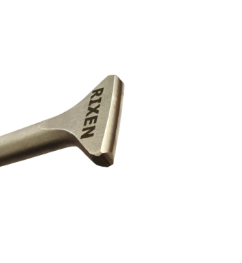 Chisel for changing linings