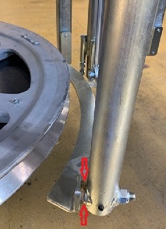 Brass bush for decoupling rail